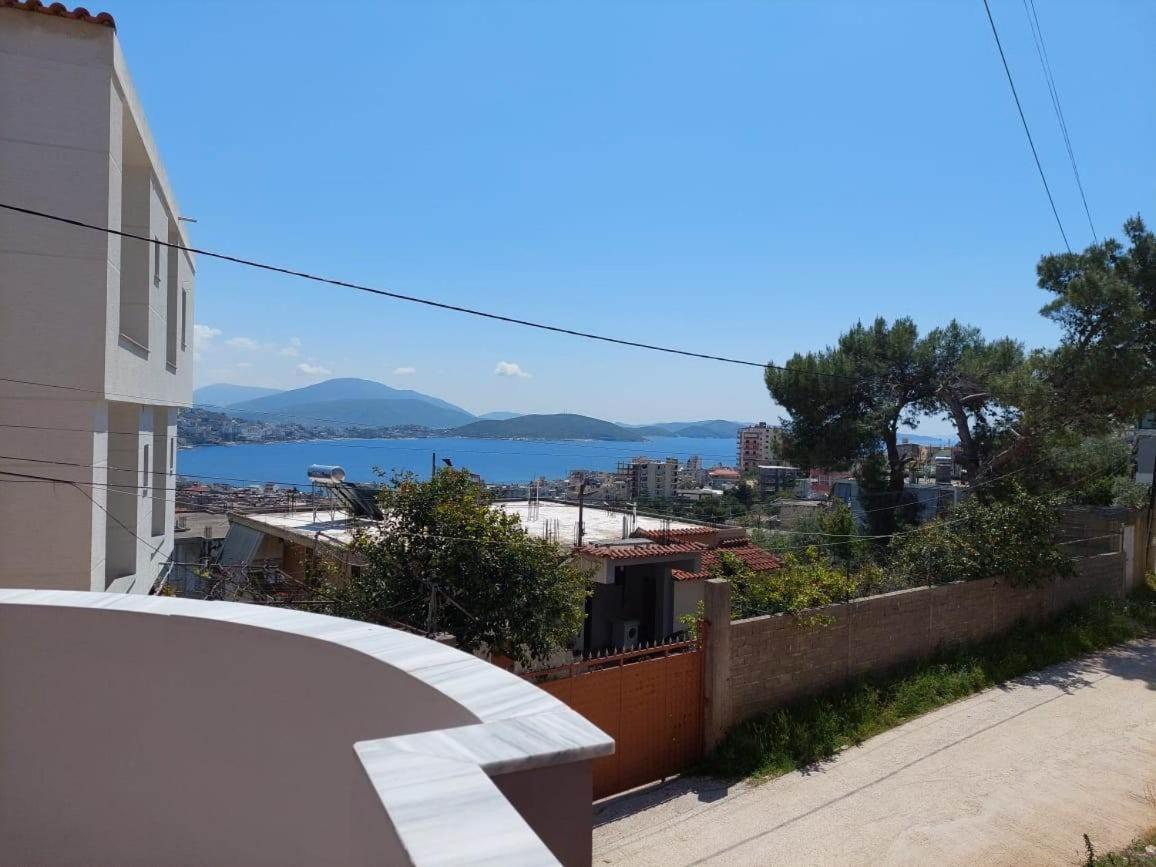 Oni * Sarandë